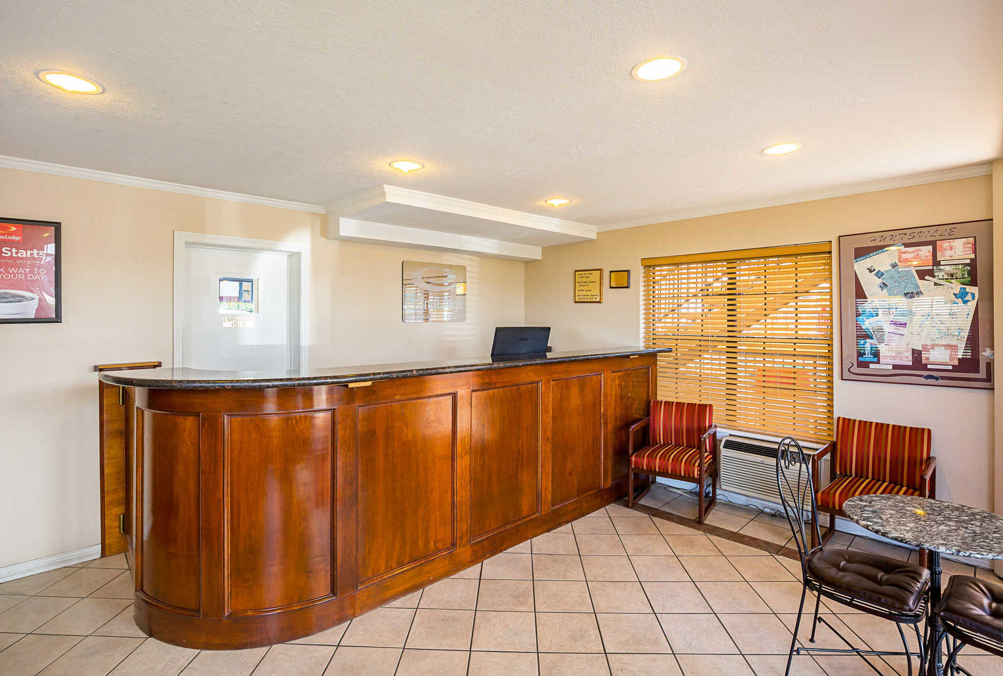 Econo Lodge Huntsville- University Area 内观 照片