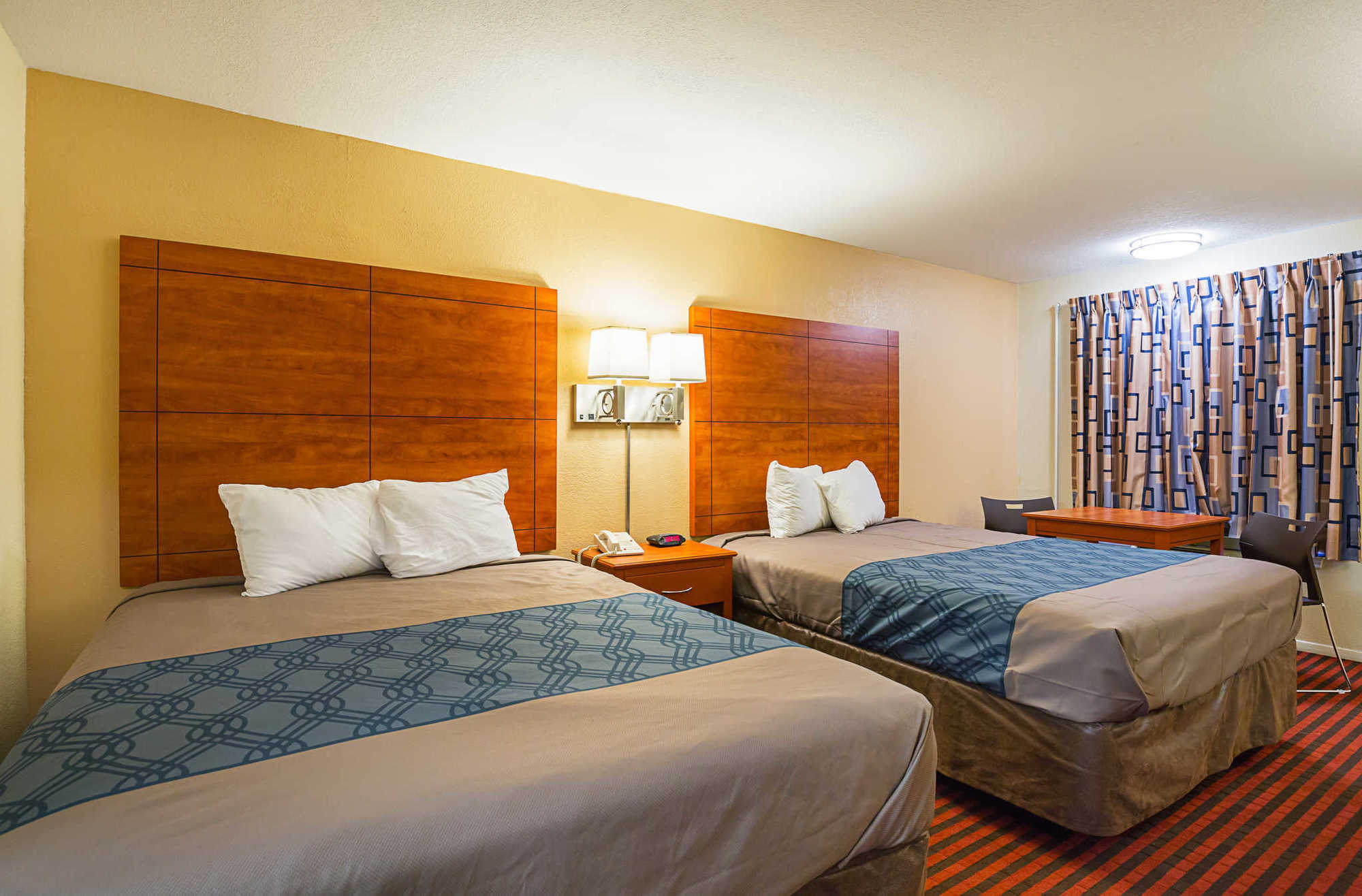 Econo Lodge Huntsville- University Area 客房 照片